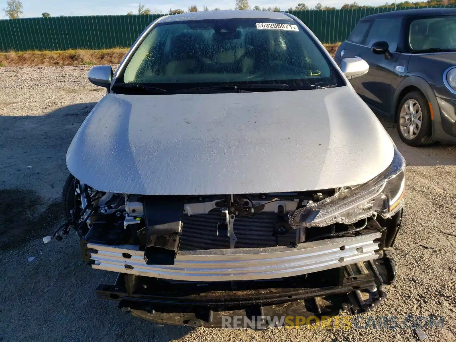 9 Photograph of a damaged car 5YFEPMAE6NP277378 TOYOTA COROLLA 2022