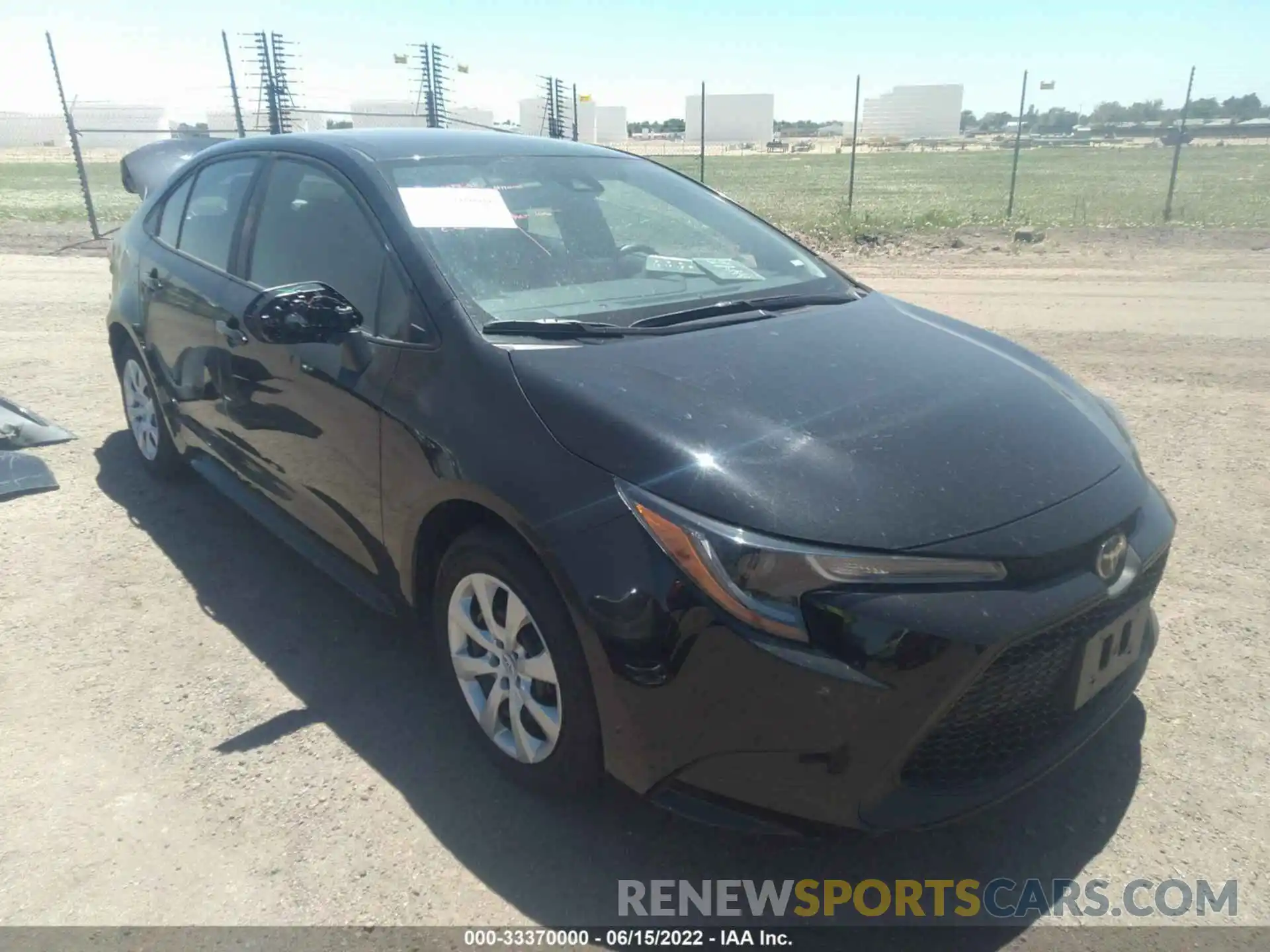 1 Photograph of a damaged car 5YFEPMAE6NP280636 TOYOTA COROLLA 2022