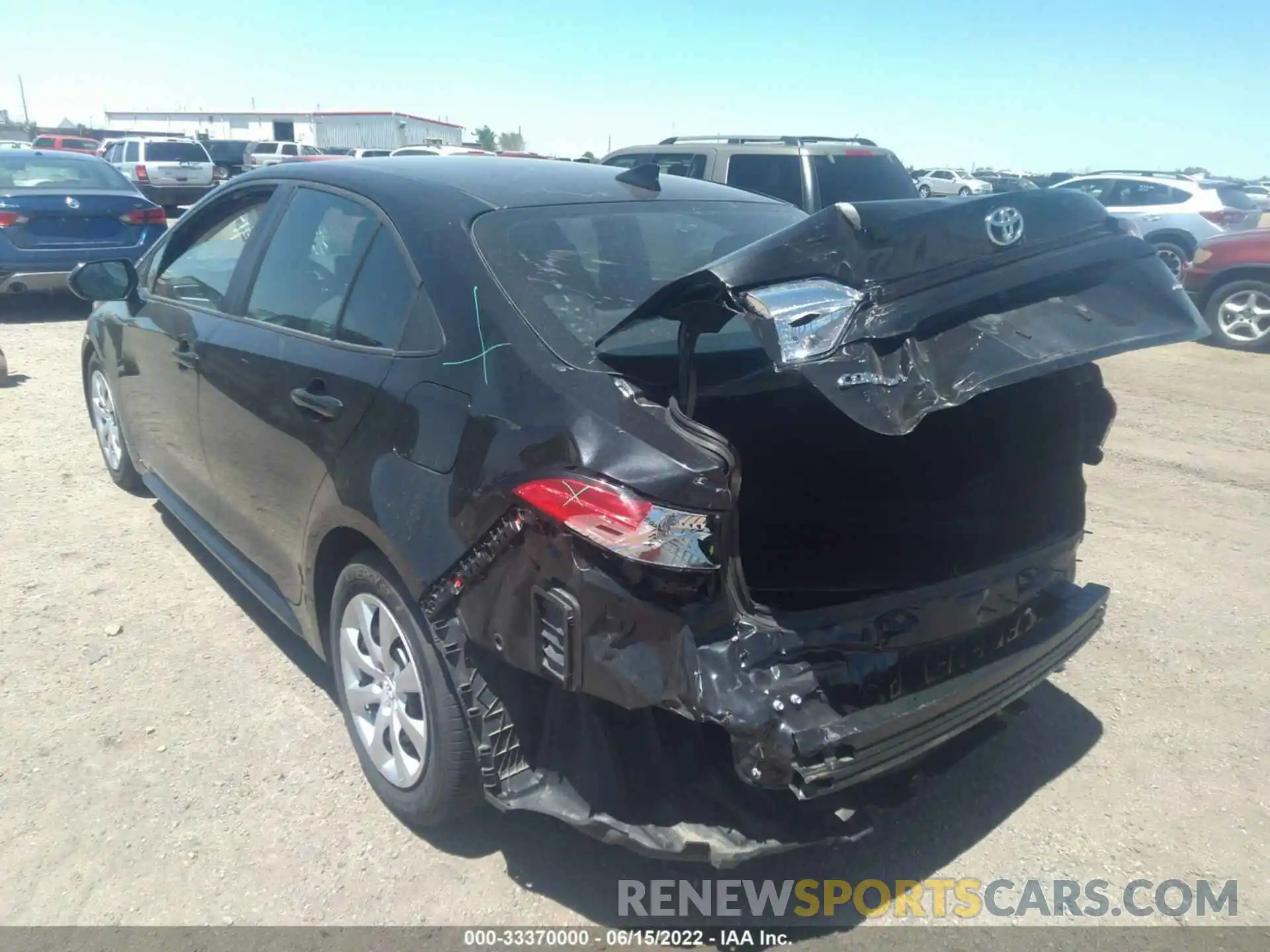 3 Photograph of a damaged car 5YFEPMAE6NP280636 TOYOTA COROLLA 2022