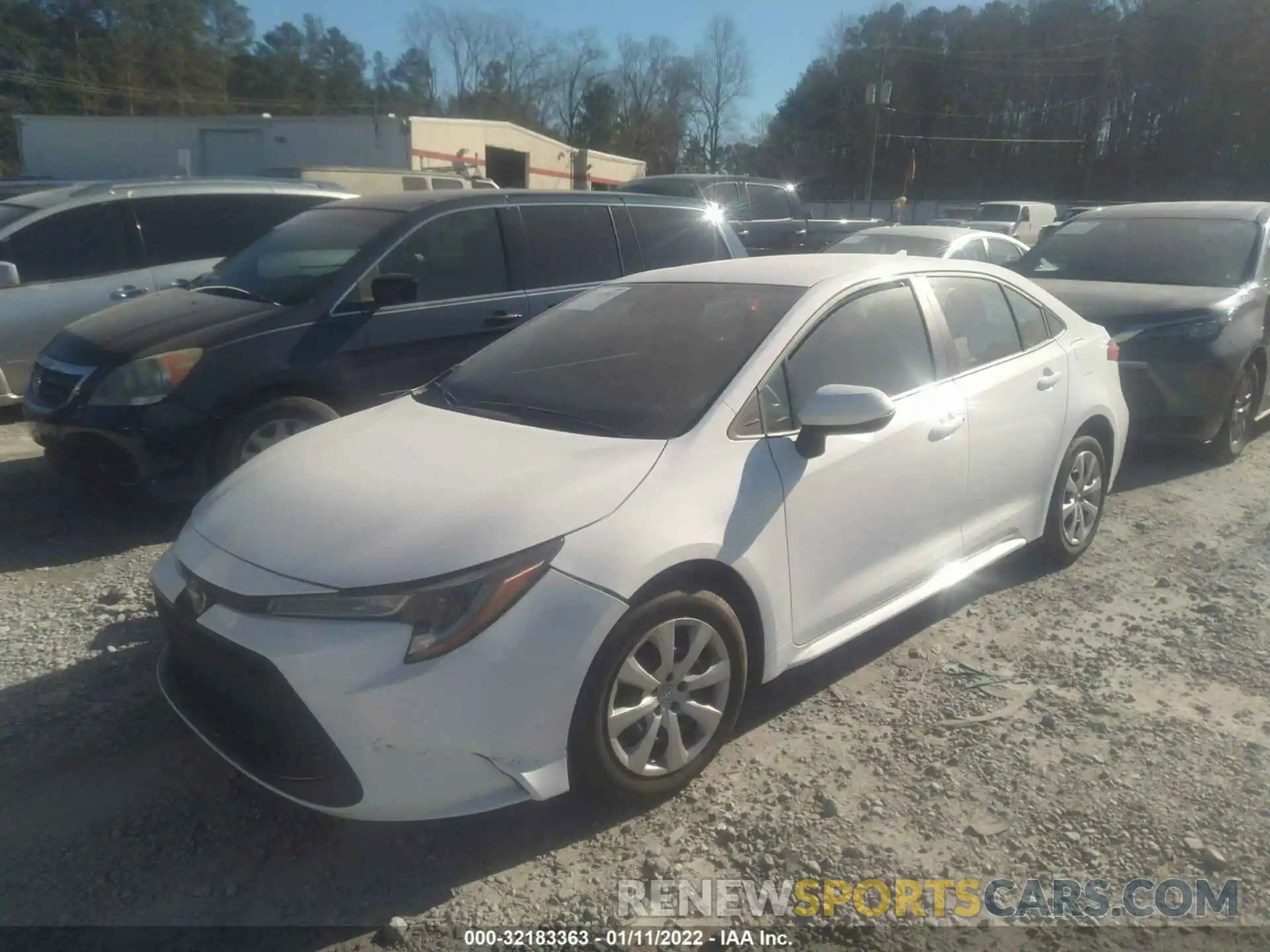 2 Photograph of a damaged car 5YFEPMAE6NP282726 TOYOTA COROLLA 2022