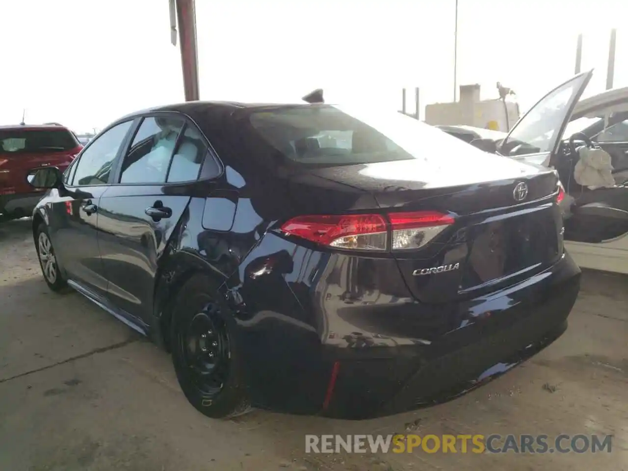 3 Photograph of a damaged car 5YFEPMAE6NP283813 TOYOTA COROLLA 2022