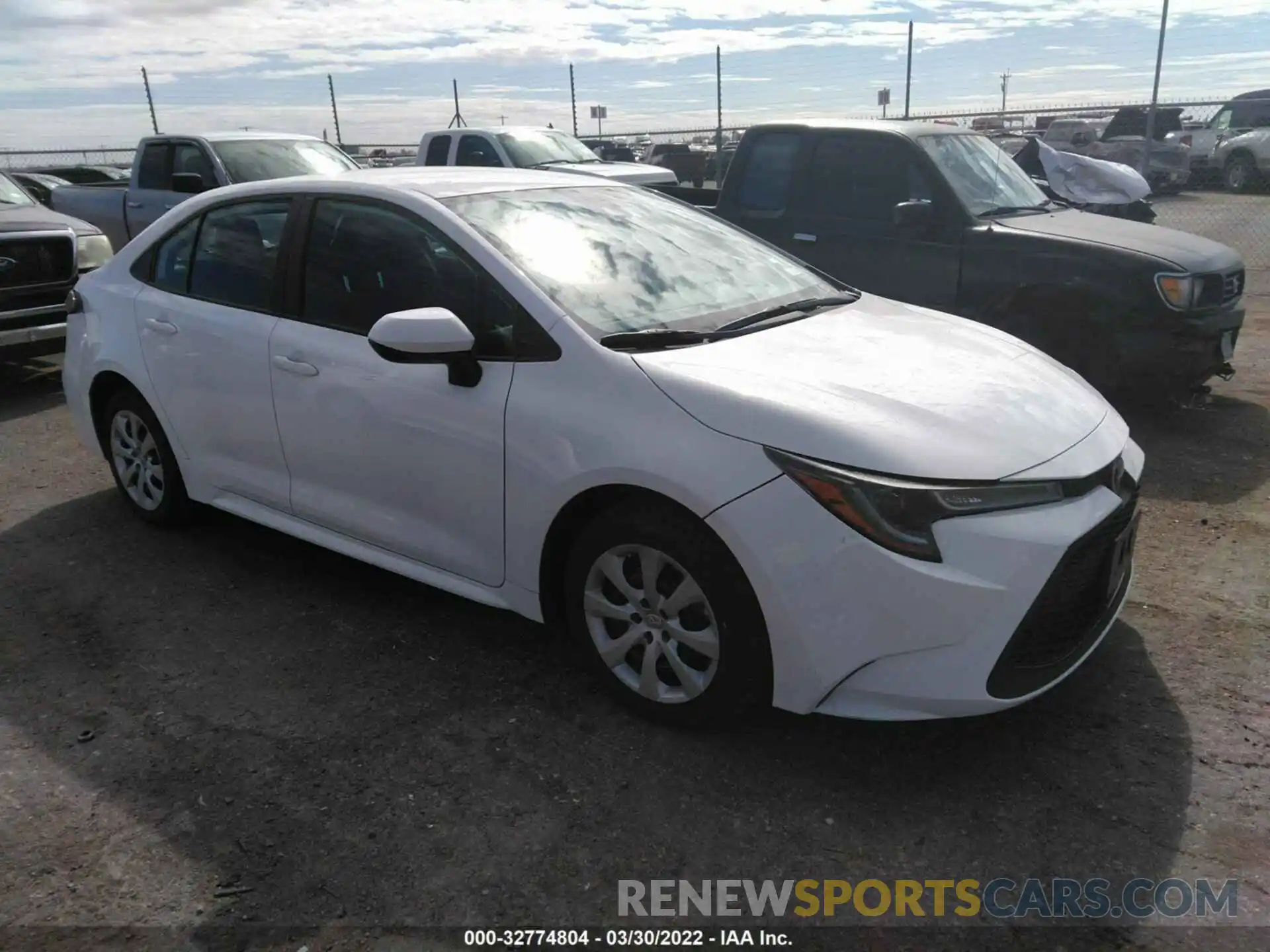 1 Photograph of a damaged car 5YFEPMAE6NP283830 TOYOTA COROLLA 2022