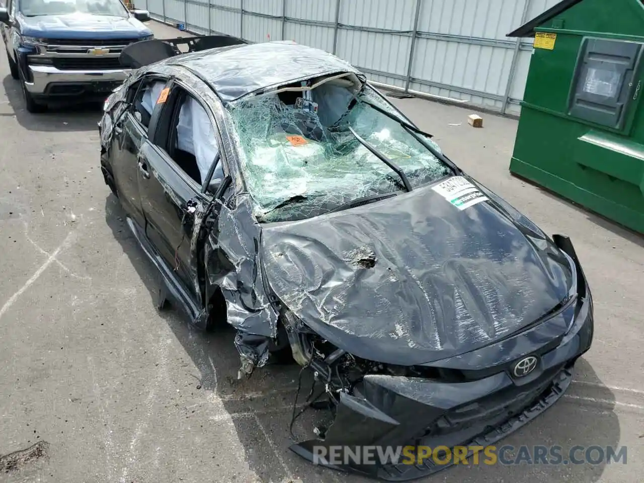 9 Photograph of a damaged car 5YFEPMAE6NP288705 TOYOTA COROLLA 2022