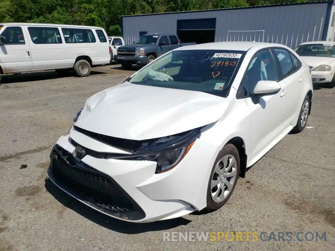 2 Photograph of a damaged car 5YFEPMAE6NP291815 TOYOTA COROLLA 2022