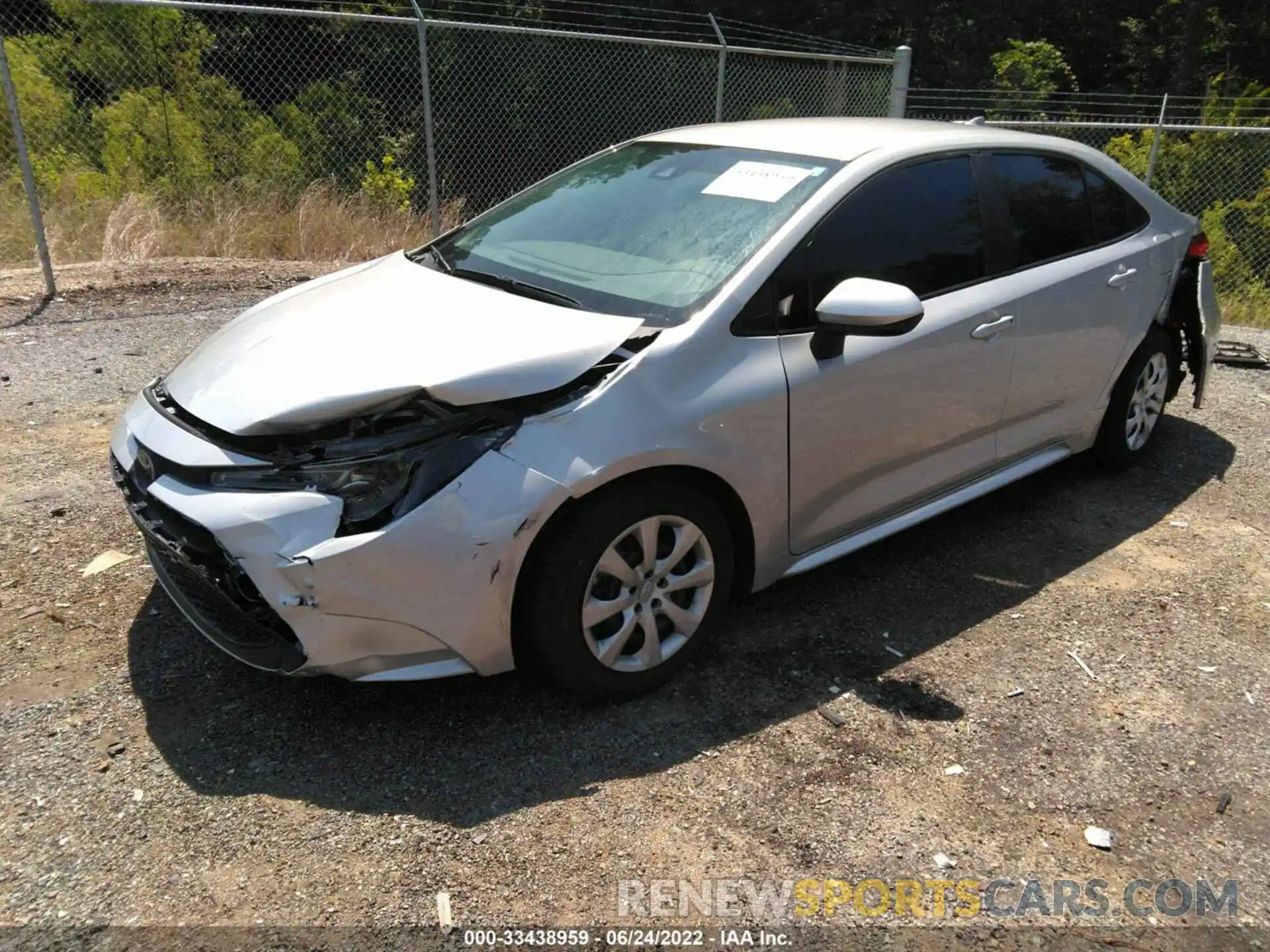 2 Photograph of a damaged car 5YFEPMAE6NP298568 TOYOTA COROLLA 2022