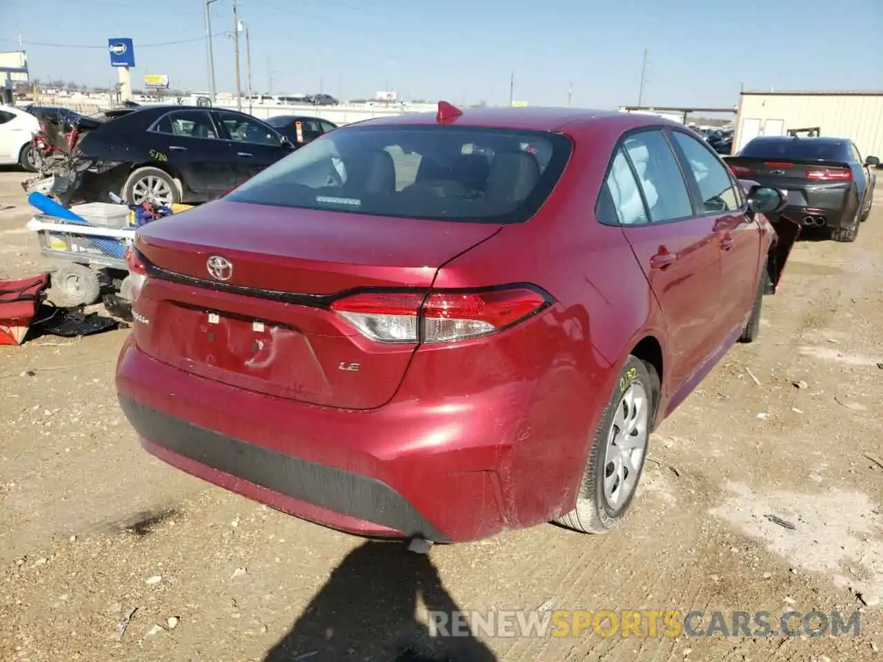 4 Photograph of a damaged car 5YFEPMAE6NP299588 TOYOTA COROLLA 2022