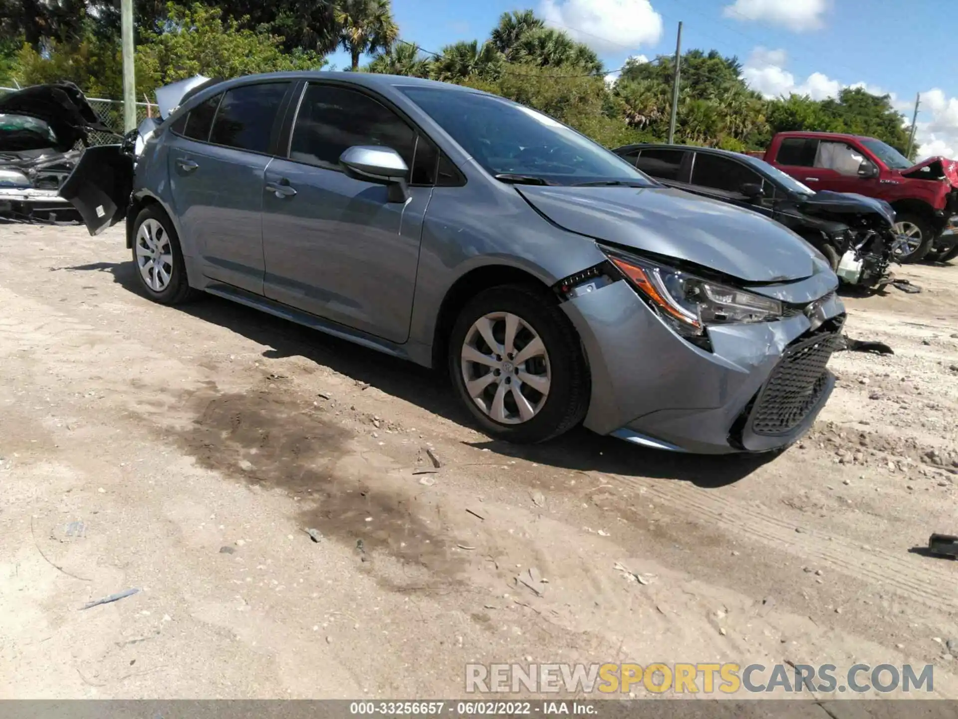 1 Photograph of a damaged car 5YFEPMAE6NP309679 TOYOTA COROLLA 2022