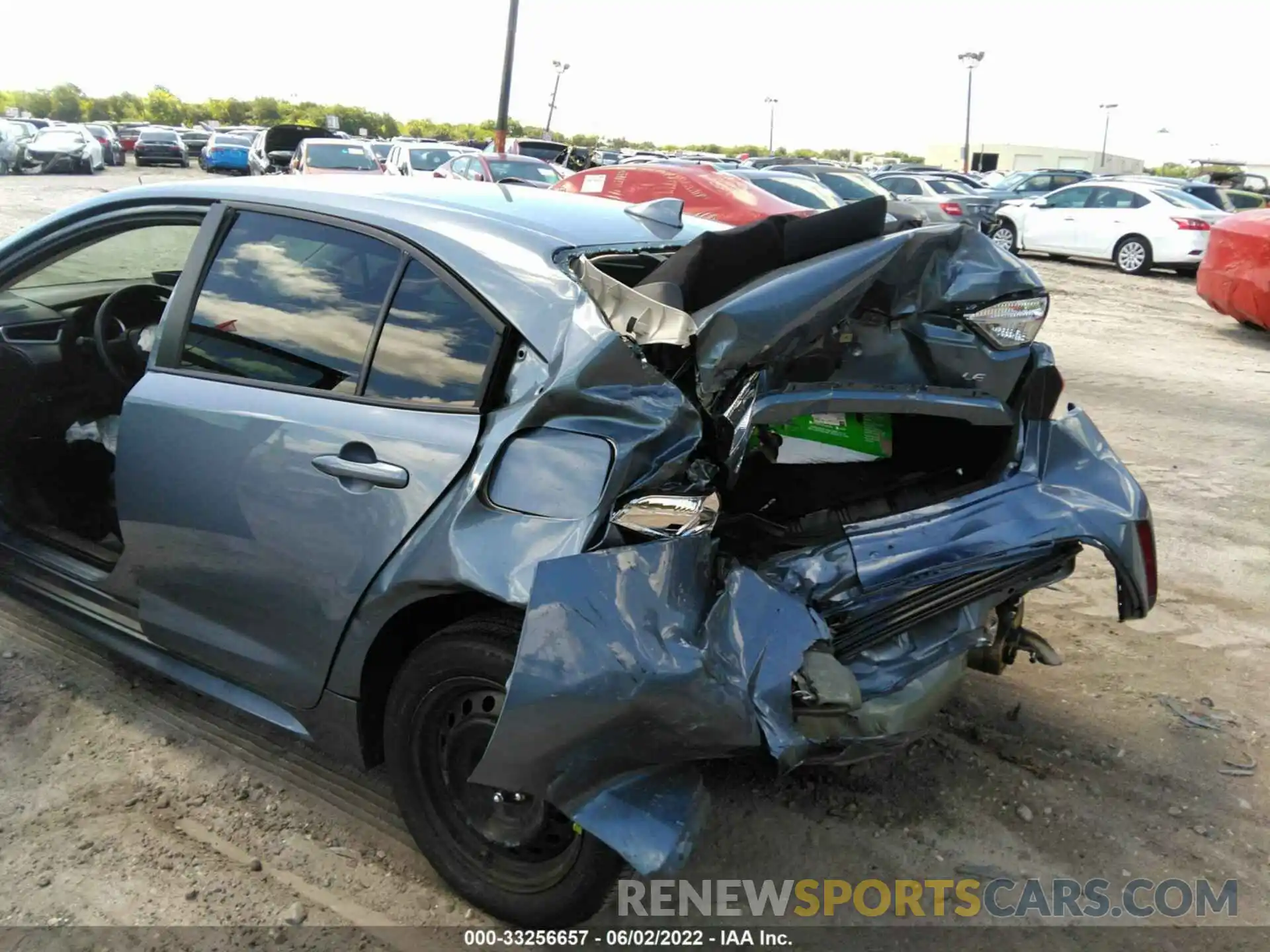 6 Photograph of a damaged car 5YFEPMAE6NP309679 TOYOTA COROLLA 2022