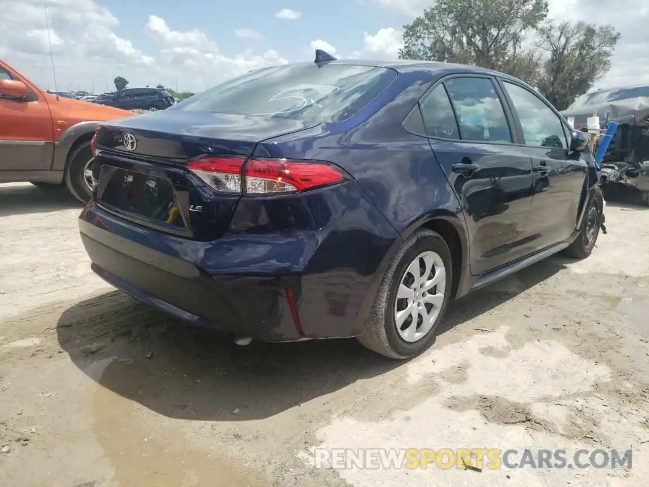 4 Photograph of a damaged car 5YFEPMAE6NP311433 TOYOTA COROLLA 2022