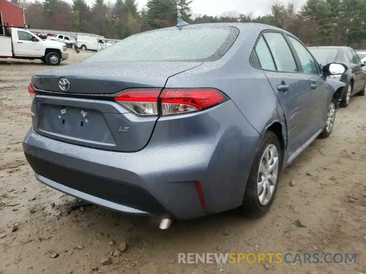 4 Photograph of a damaged car 5YFEPMAE6NP312596 TOYOTA COROLLA 2022