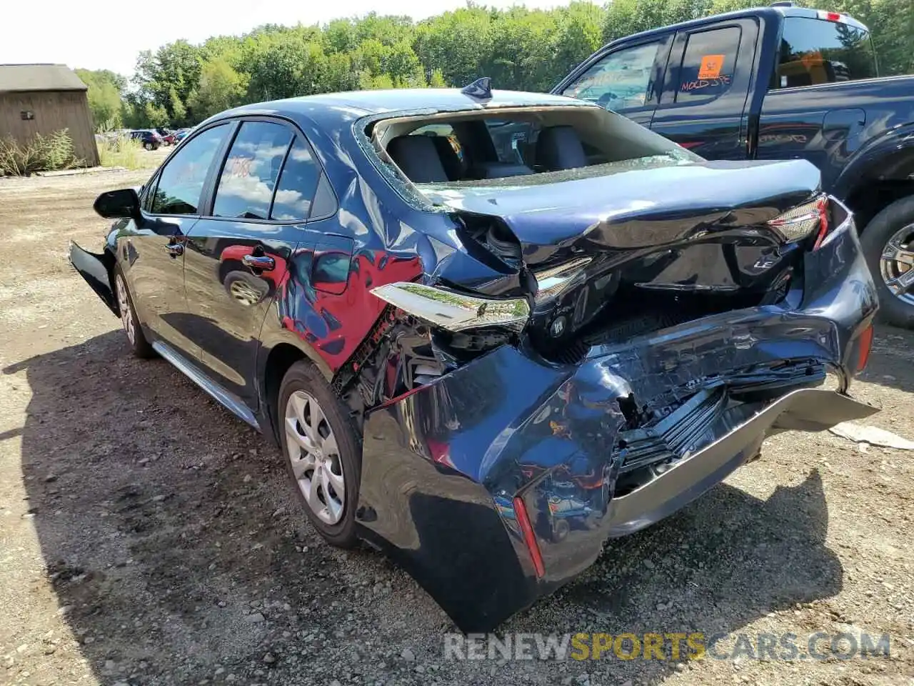 3 Photograph of a damaged car 5YFEPMAE6NP314364 TOYOTA COROLLA 2022