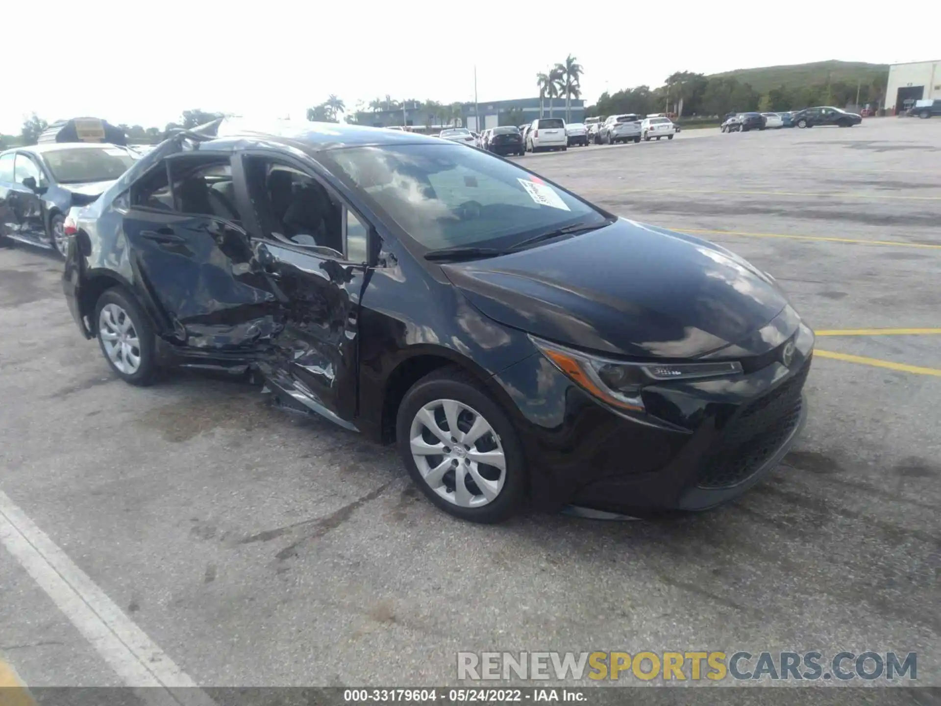 1 Photograph of a damaged car 5YFEPMAE6NP321766 TOYOTA COROLLA 2022