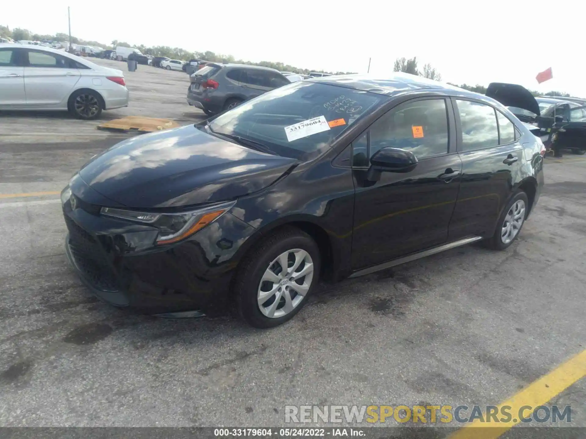 2 Photograph of a damaged car 5YFEPMAE6NP321766 TOYOTA COROLLA 2022