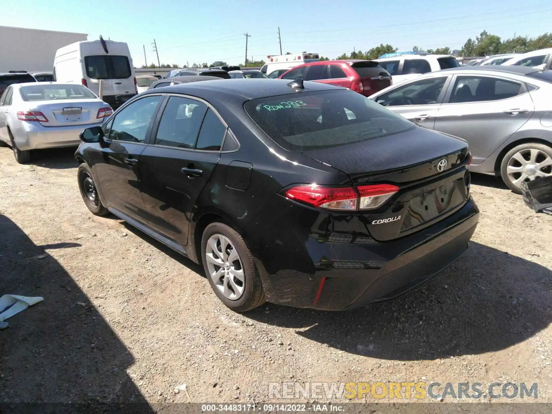 3 Photograph of a damaged car 5YFEPMAE6NP324795 TOYOTA COROLLA 2022