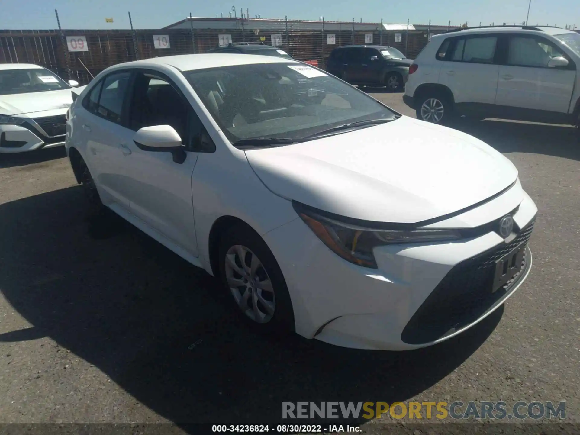 1 Photograph of a damaged car 5YFEPMAE6NP327843 TOYOTA COROLLA 2022