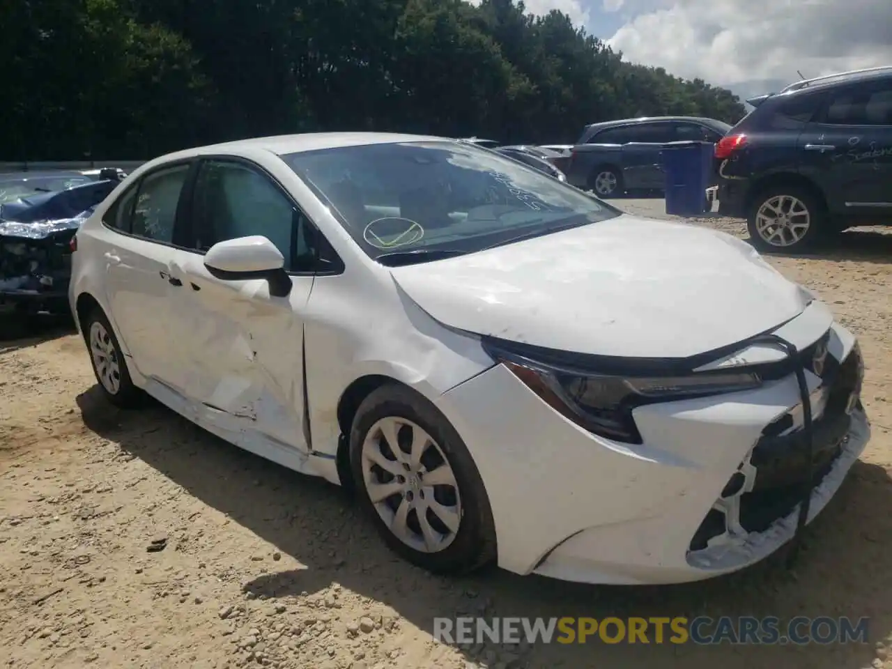 1 Photograph of a damaged car 5YFEPMAE6NP331391 TOYOTA COROLLA 2022