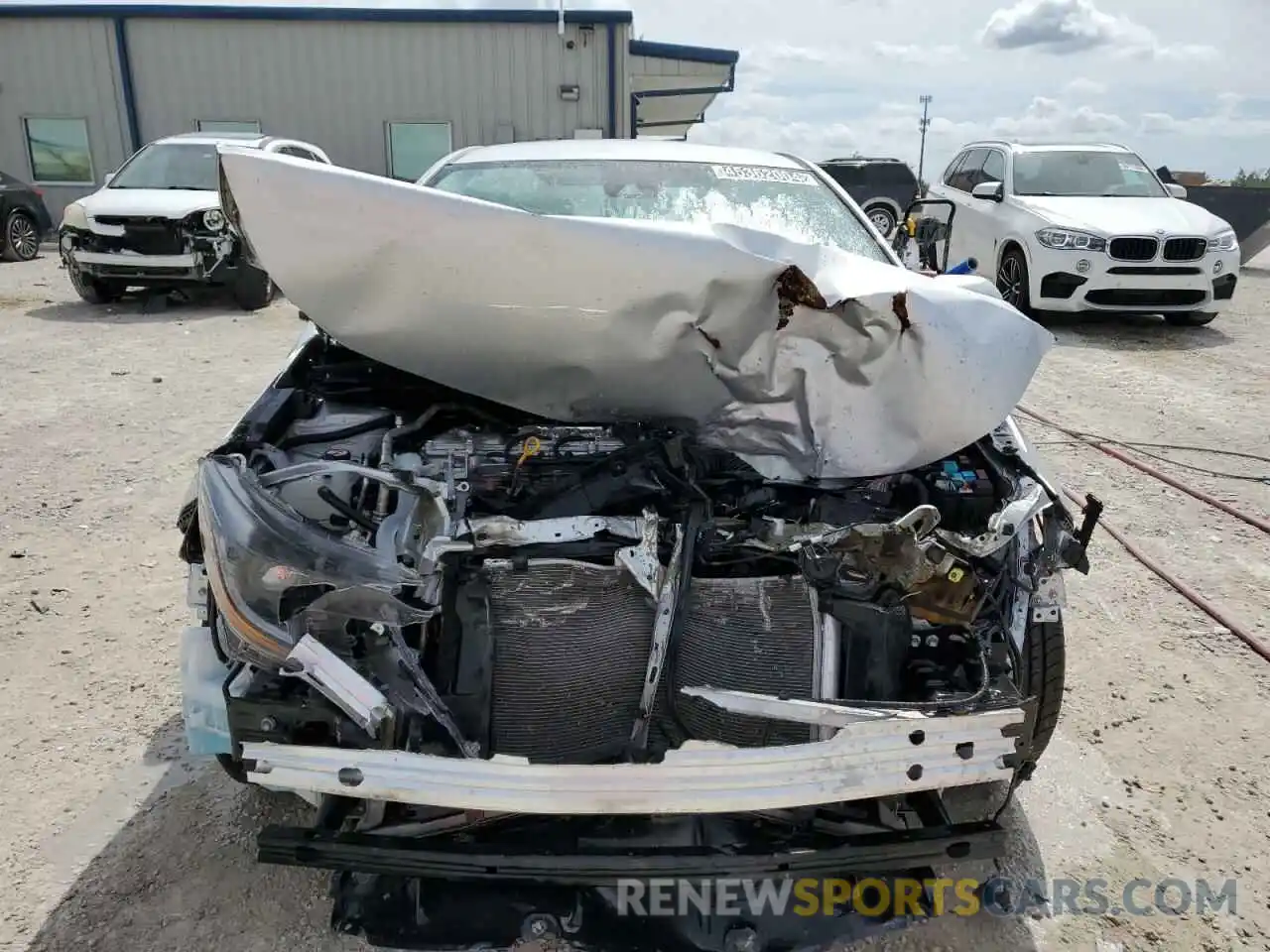 5 Photograph of a damaged car 5YFEPMAE6NP341466 TOYOTA COROLLA 2022