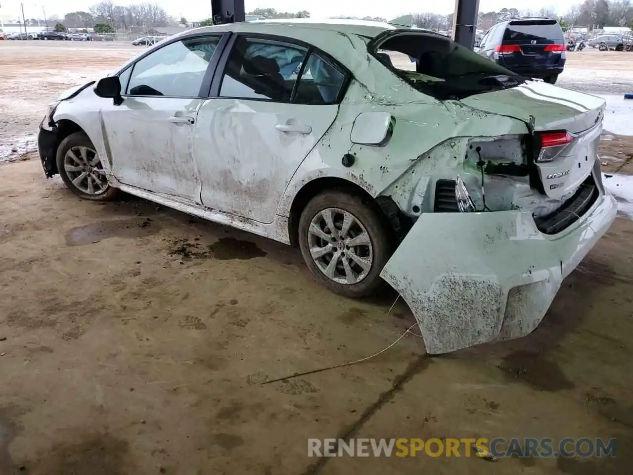 2 Photograph of a damaged car 5YFEPMAE6NP375679 TOYOTA COROLLA 2022