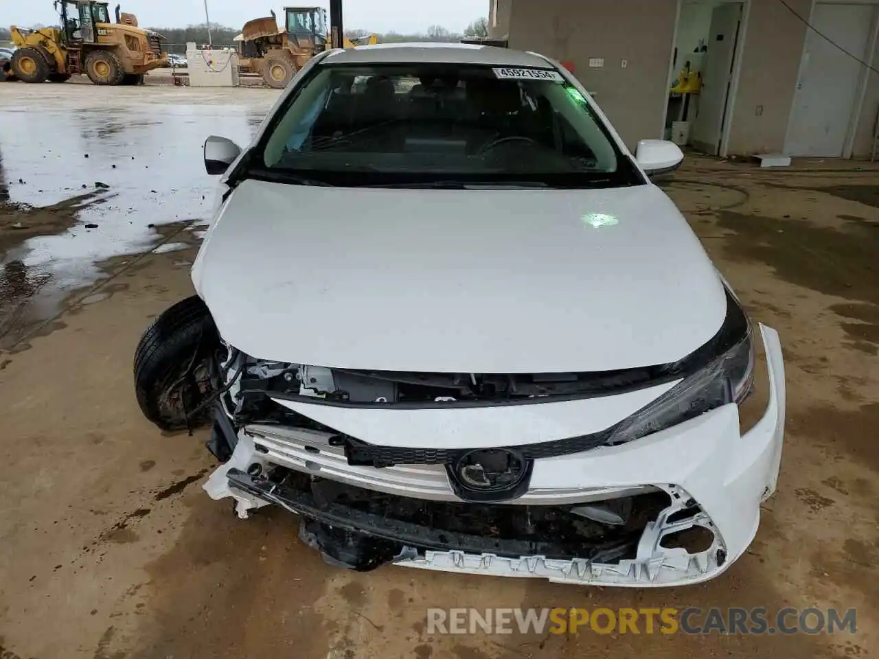 5 Photograph of a damaged car 5YFEPMAE6NP375679 TOYOTA COROLLA 2022