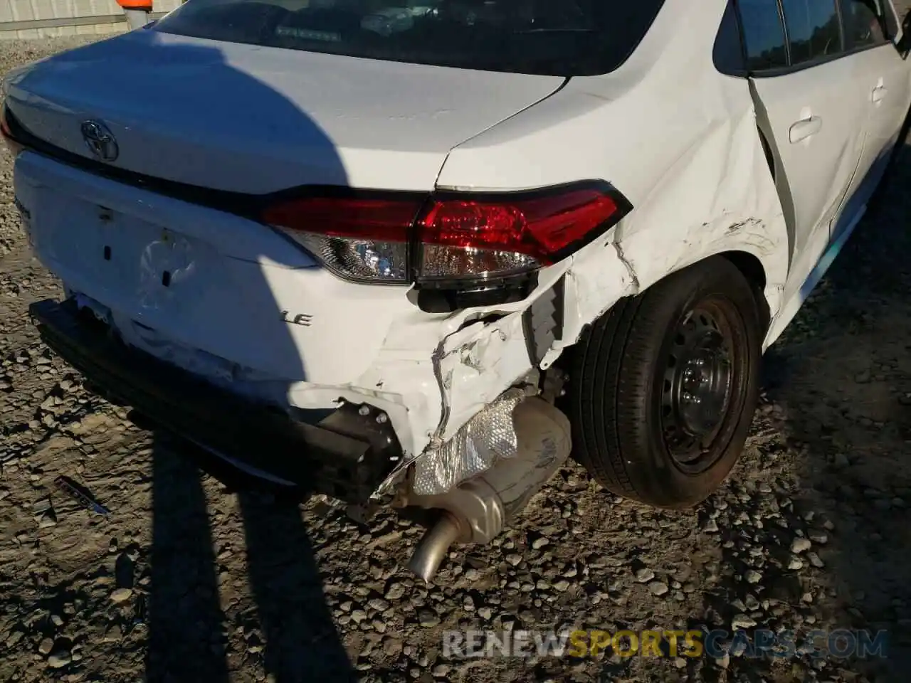 9 Photograph of a damaged car 5YFEPMAE7NP272061 TOYOTA COROLLA 2022