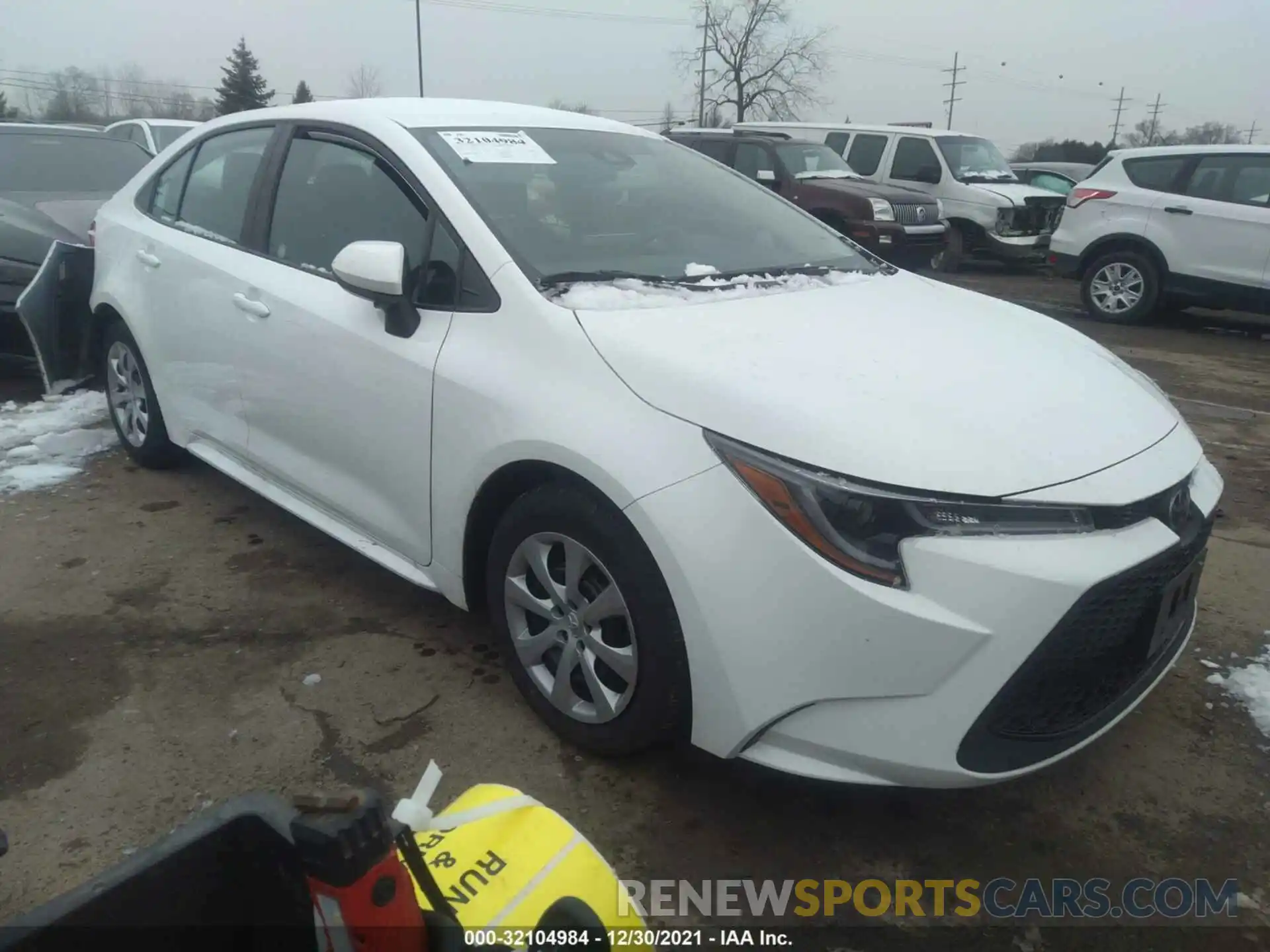 1 Photograph of a damaged car 5YFEPMAE7NP272836 TOYOTA COROLLA 2022