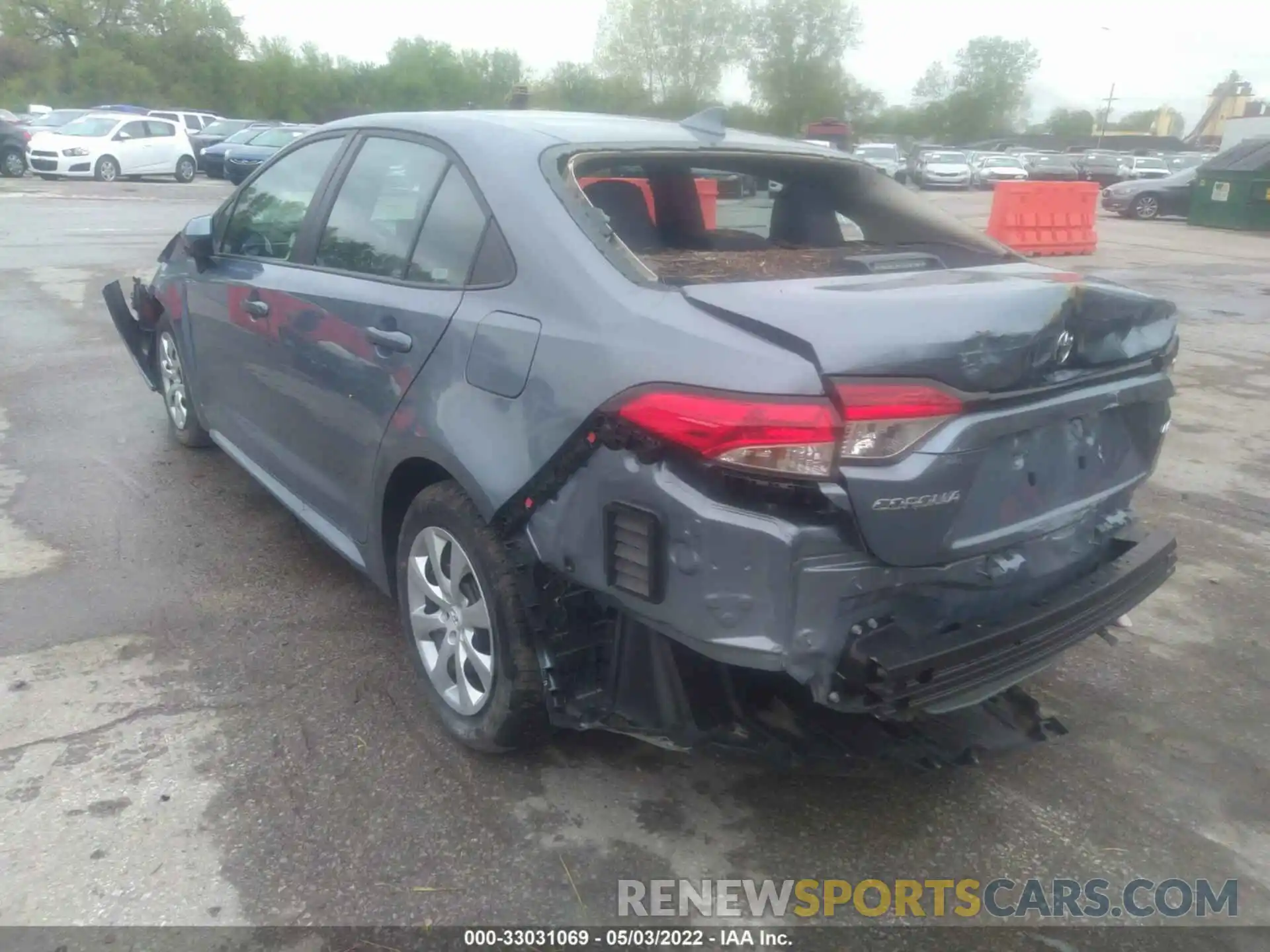 3 Photograph of a damaged car 5YFEPMAE7NP273078 TOYOTA COROLLA 2022