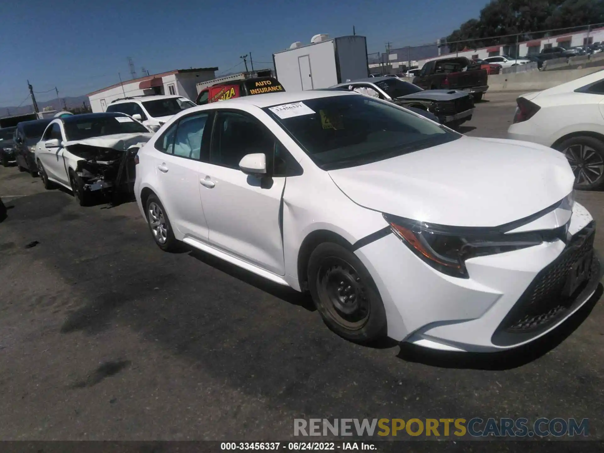 1 Photograph of a damaged car 5YFEPMAE7NP275929 TOYOTA COROLLA 2022