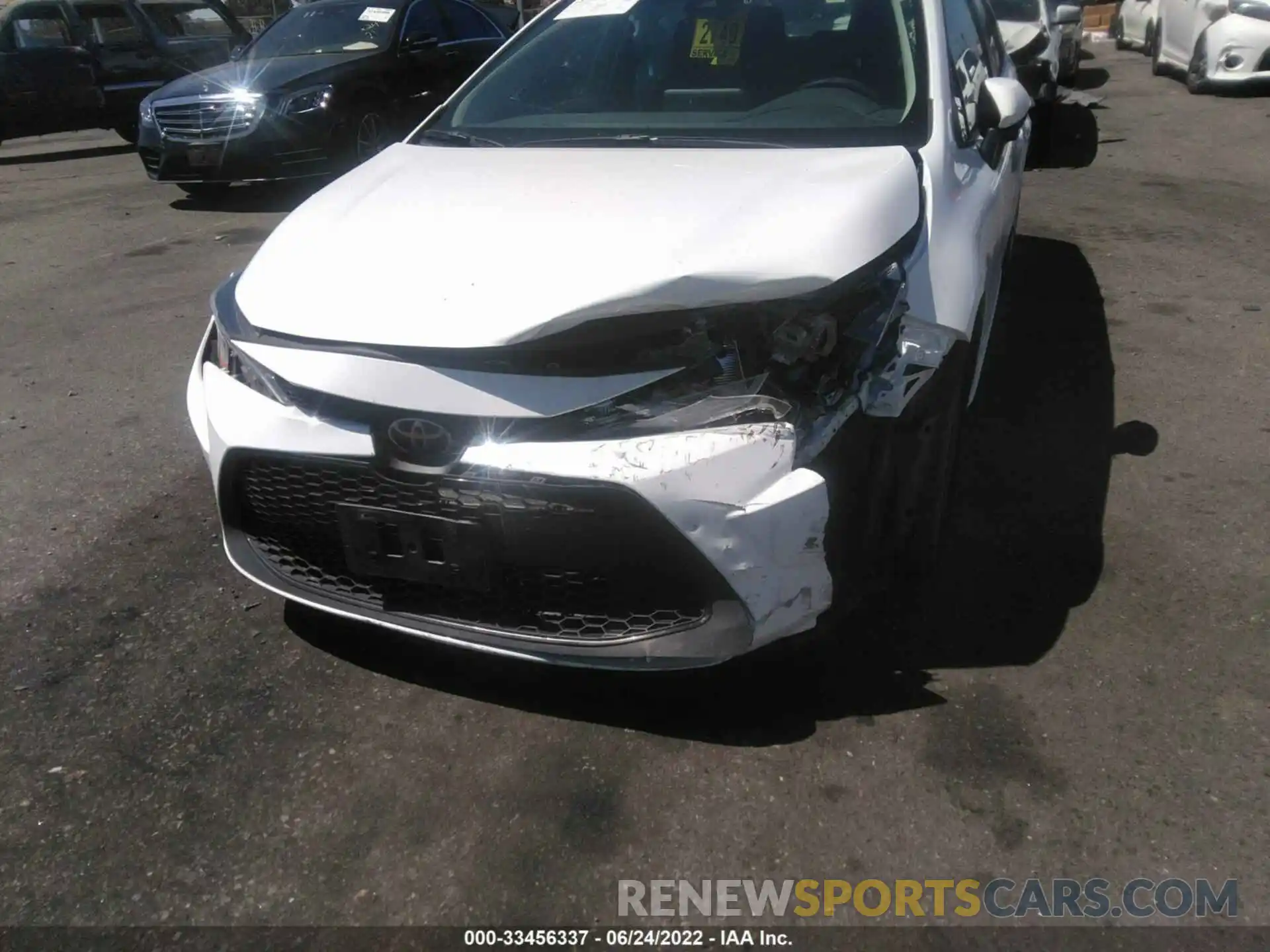 6 Photograph of a damaged car 5YFEPMAE7NP275929 TOYOTA COROLLA 2022