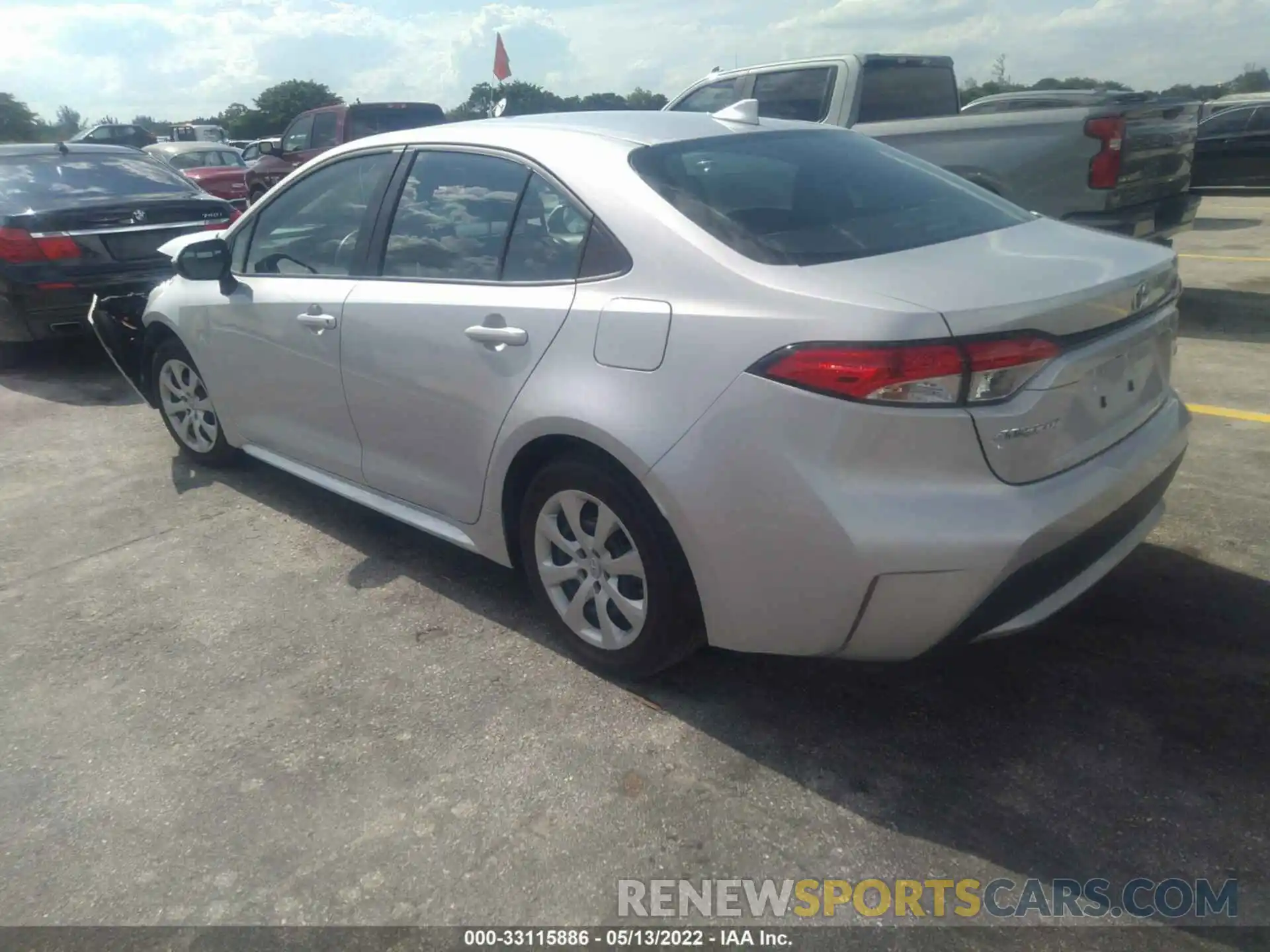 3 Photograph of a damaged car 5YFEPMAE7NP278233 TOYOTA COROLLA 2022