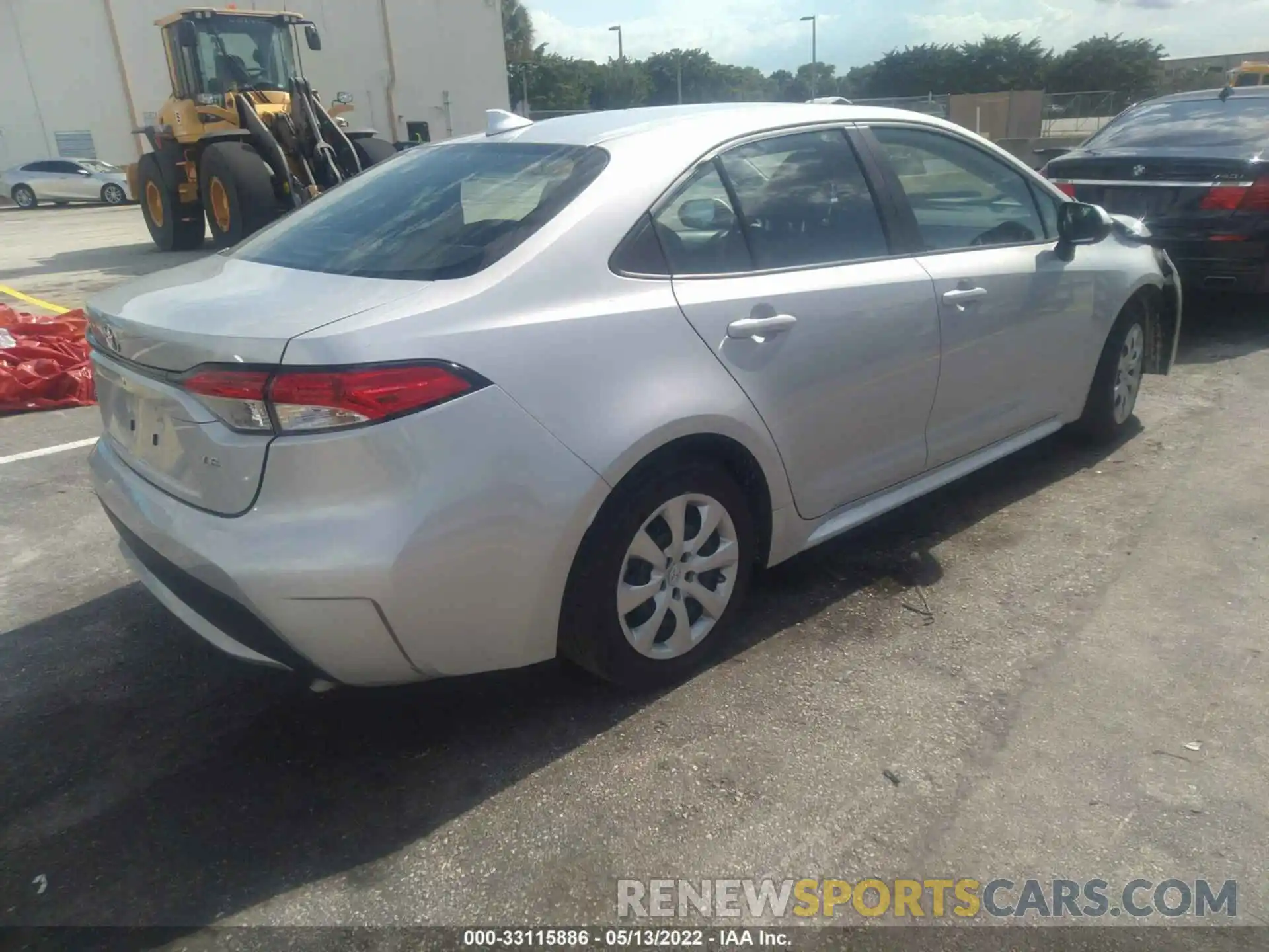 4 Photograph of a damaged car 5YFEPMAE7NP278233 TOYOTA COROLLA 2022