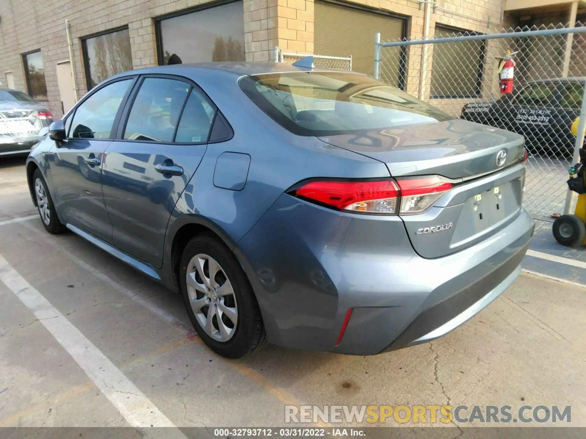 3 Photograph of a damaged car 5YFEPMAE7NP279172 TOYOTA COROLLA 2022