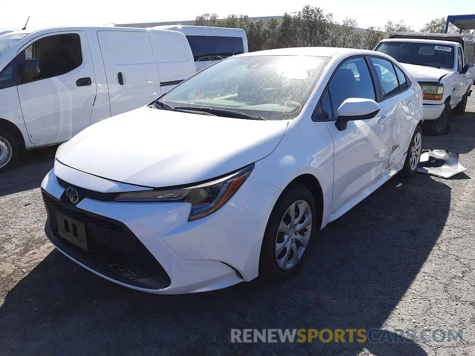 2 Photograph of a damaged car 5YFEPMAE7NP279477 TOYOTA COROLLA 2022