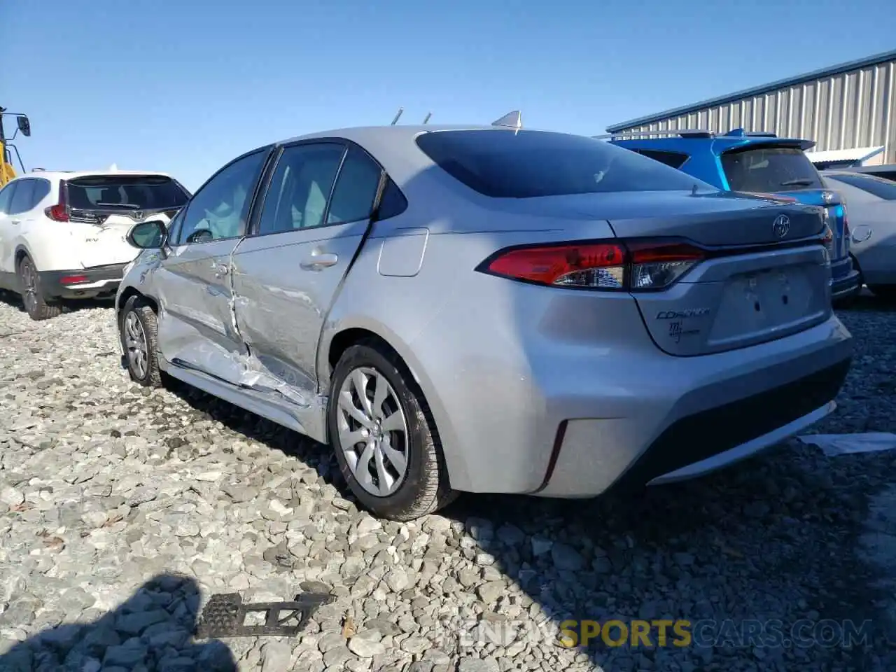 3 Photograph of a damaged car 5YFEPMAE7NP287837 TOYOTA COROLLA 2022