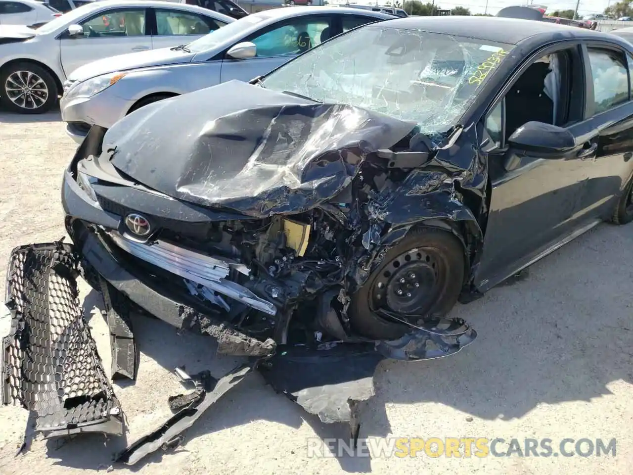 9 Photograph of a damaged car 5YFEPMAE7NP289149 TOYOTA COROLLA 2022