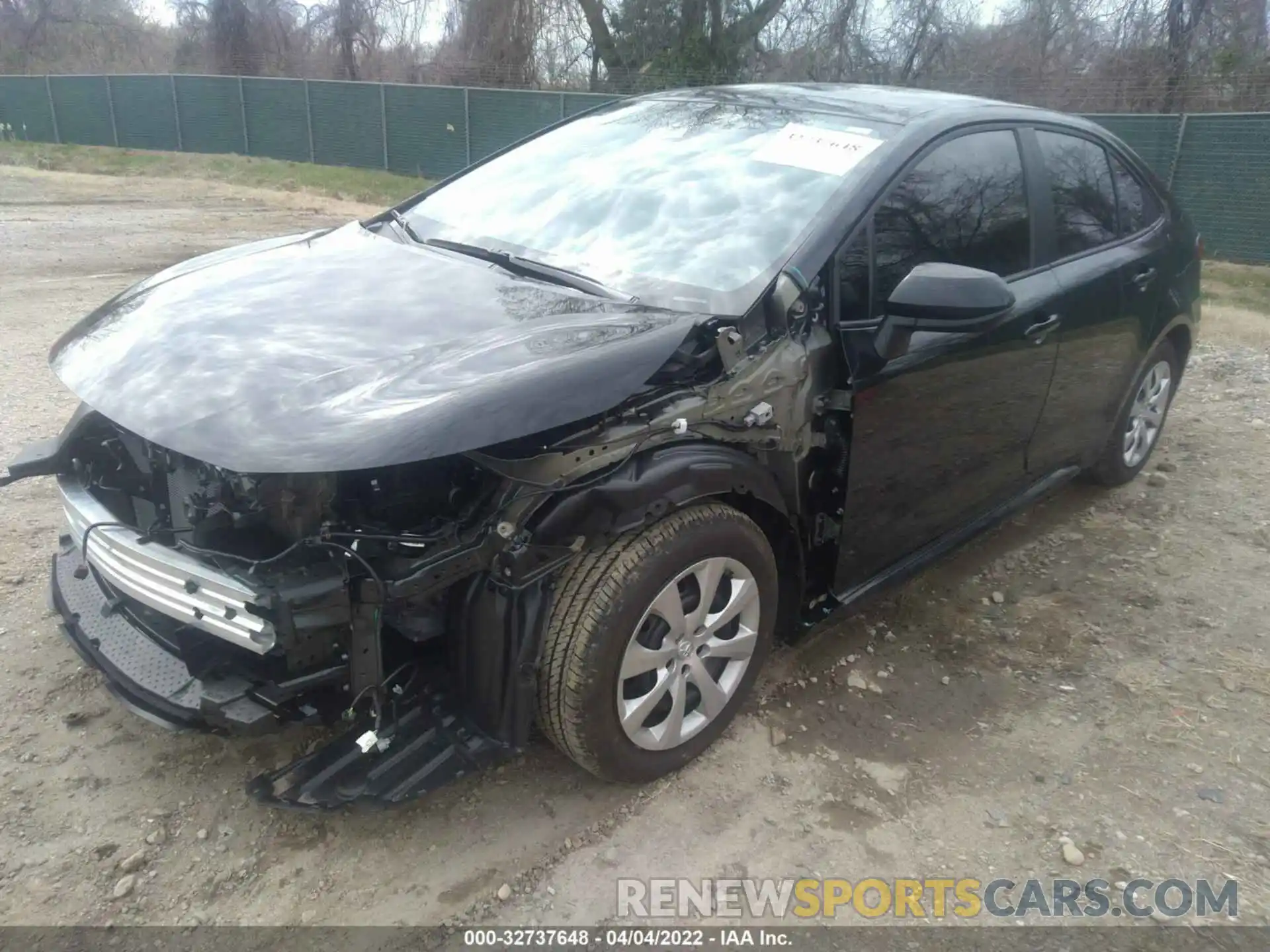 2 Photograph of a damaged car 5YFEPMAE7NP292391 TOYOTA COROLLA 2022