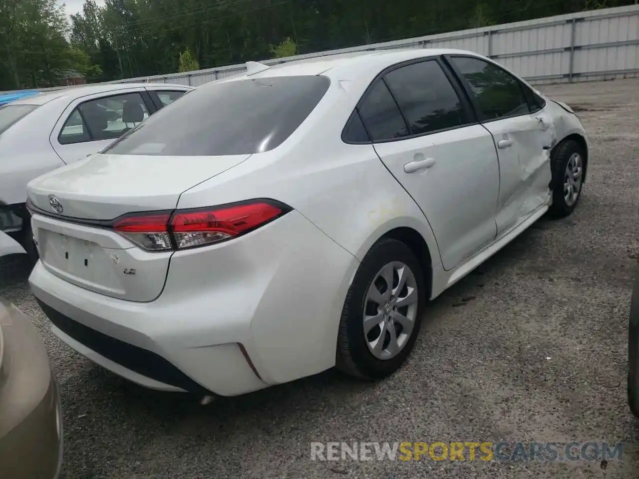 4 Photograph of a damaged car 5YFEPMAE7NP298160 TOYOTA COROLLA 2022