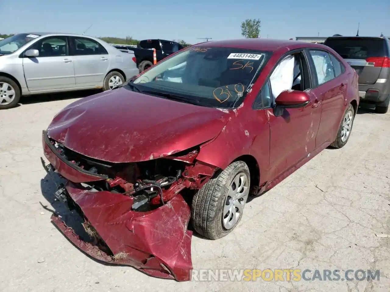 2 Photograph of a damaged car 5YFEPMAE7NP299485 TOYOTA COROLLA 2022