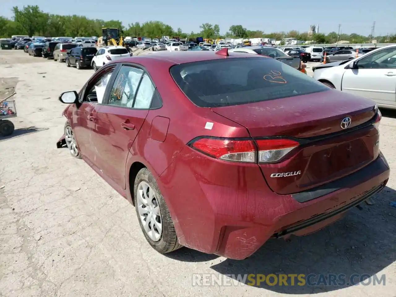 3 Photograph of a damaged car 5YFEPMAE7NP299485 TOYOTA COROLLA 2022