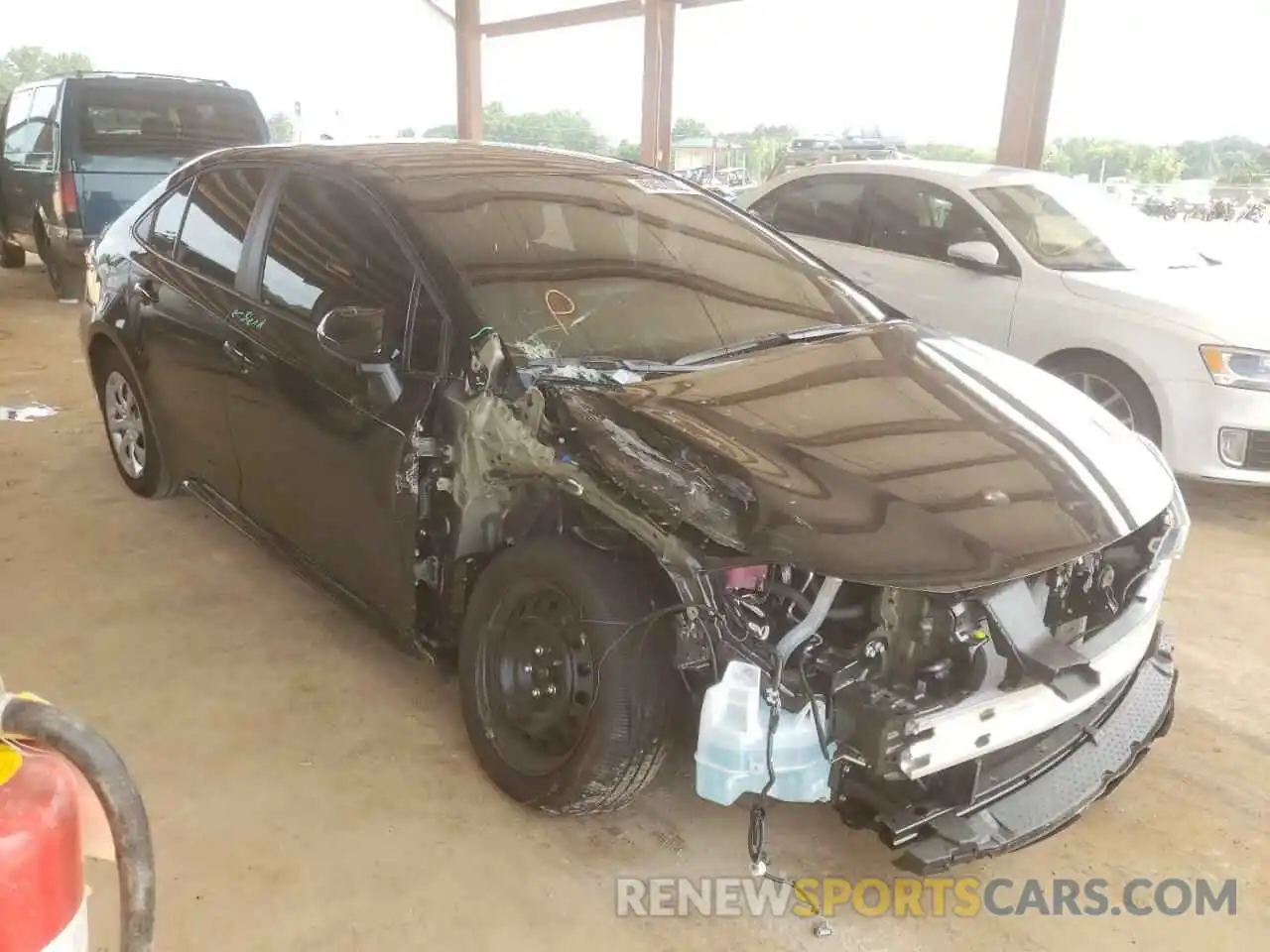 1 Photograph of a damaged car 5YFEPMAE7NP302868 TOYOTA COROLLA 2022