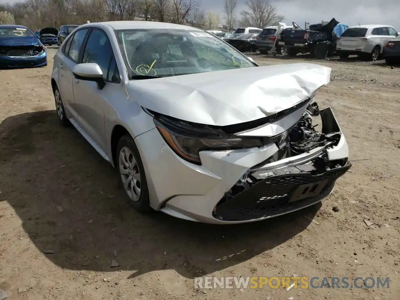 1 Photograph of a damaged car 5YFEPMAE7NP303129 TOYOTA COROLLA 2022