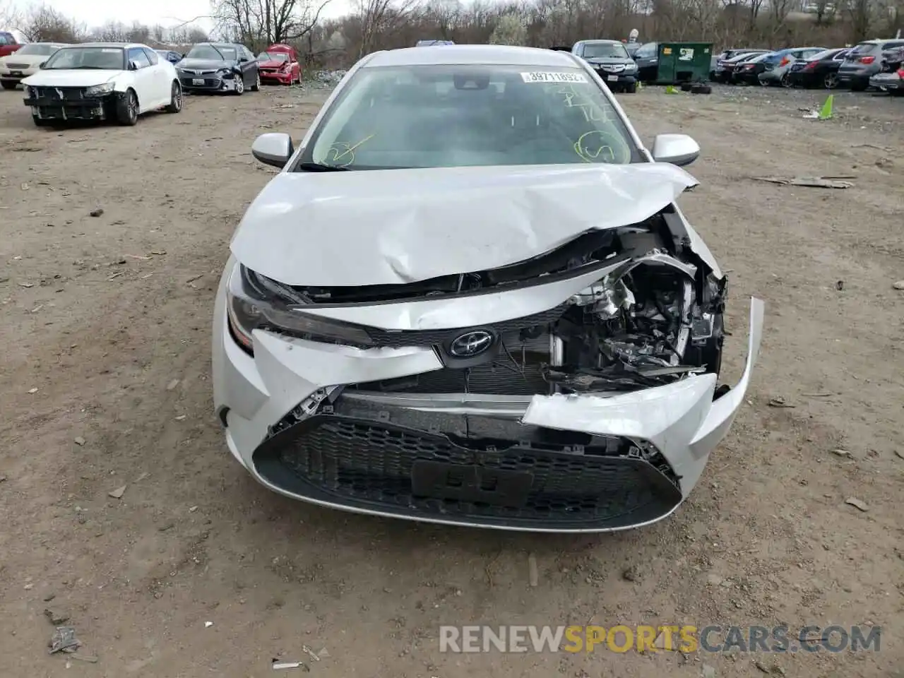 9 Photograph of a damaged car 5YFEPMAE7NP303129 TOYOTA COROLLA 2022