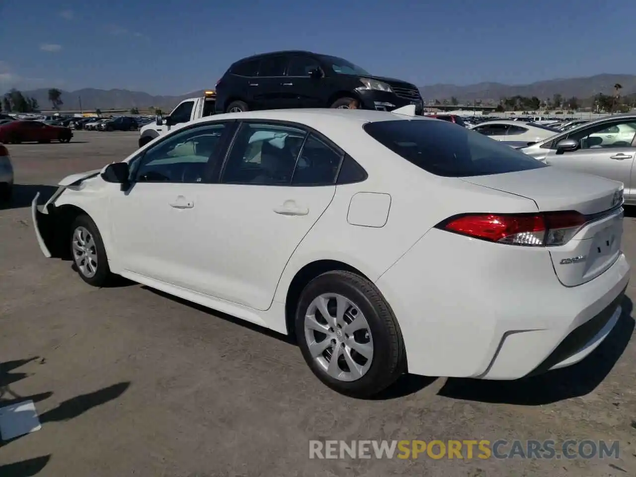 3 Photograph of a damaged car 5YFEPMAE7NP304300 TOYOTA COROLLA 2022