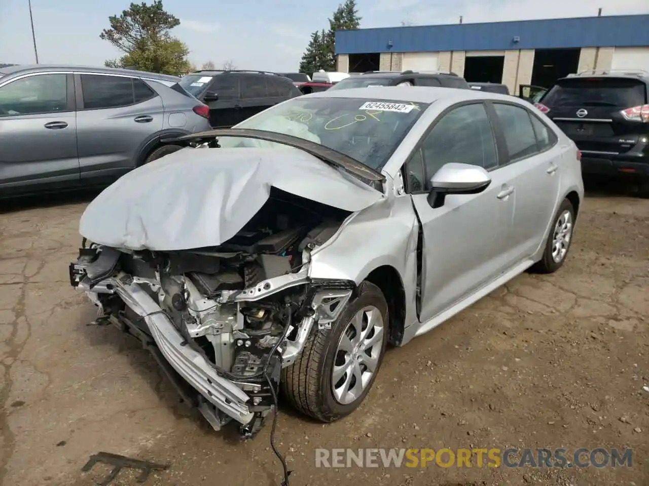 2 Photograph of a damaged car 5YFEPMAE7NP305771 TOYOTA COROLLA 2022