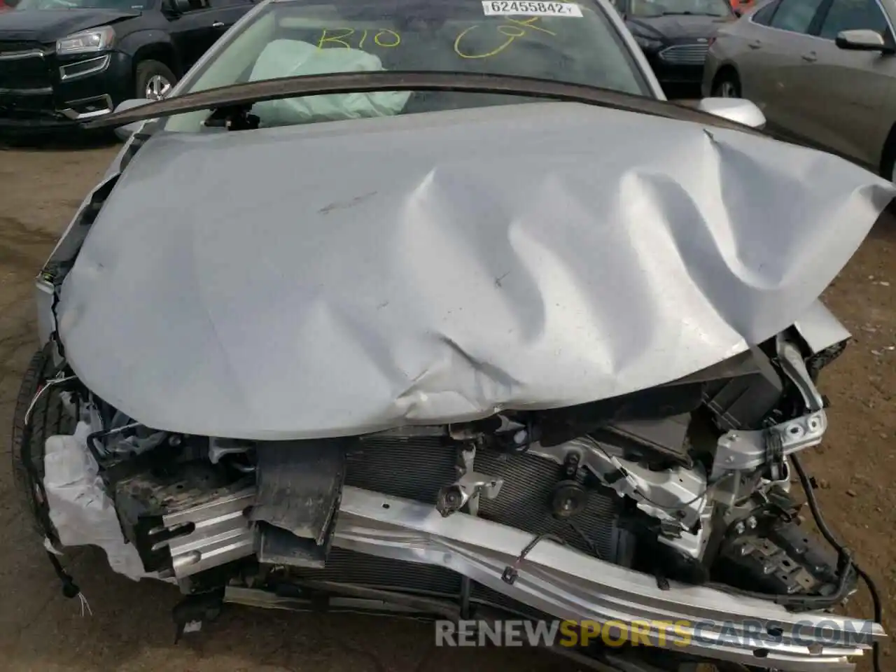 7 Photograph of a damaged car 5YFEPMAE7NP305771 TOYOTA COROLLA 2022