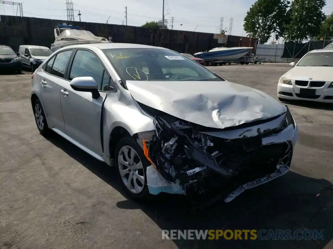 1 Photograph of a damaged car 5YFEPMAE7NP307682 TOYOTA COROLLA 2022