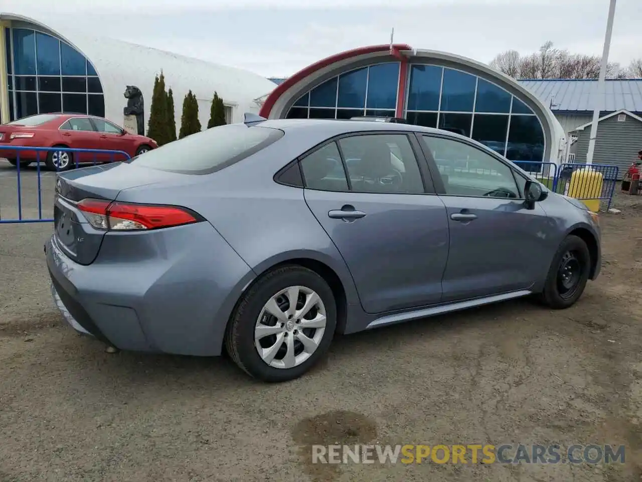 3 Photograph of a damaged car 5YFEPMAE7NP310405 TOYOTA COROLLA 2022