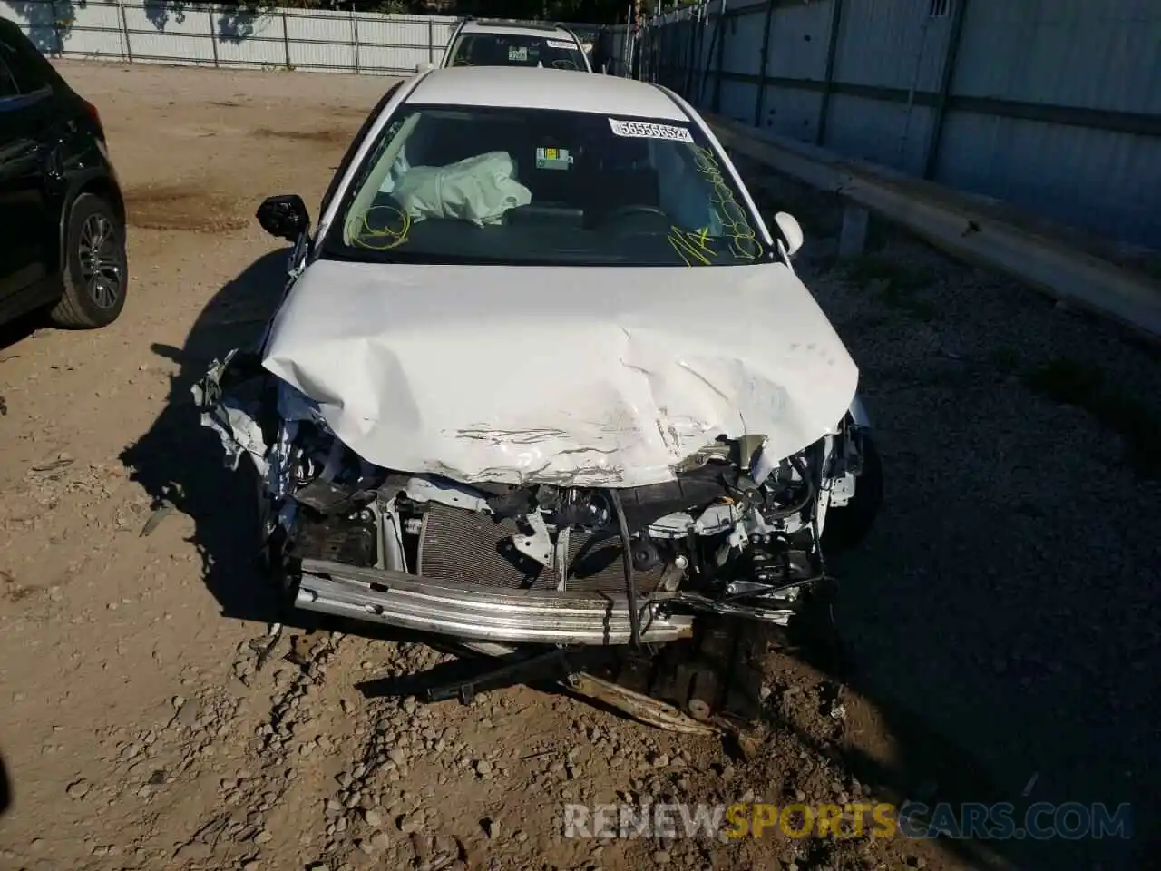 7 Photograph of a damaged car 5YFEPMAE7NP315877 TOYOTA COROLLA 2022