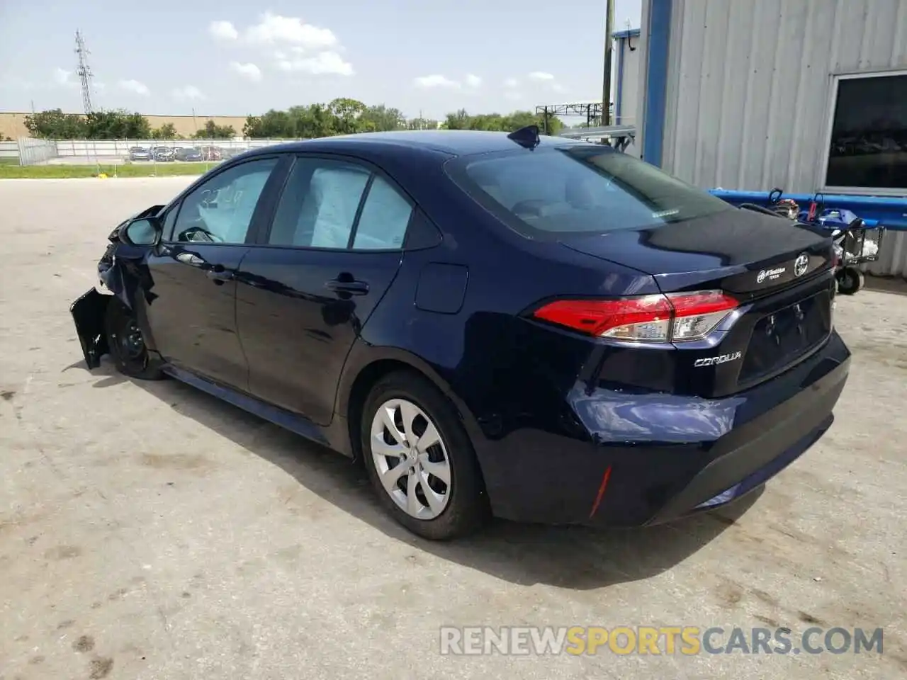 3 Photograph of a damaged car 5YFEPMAE7NP320772 TOYOTA COROLLA 2022