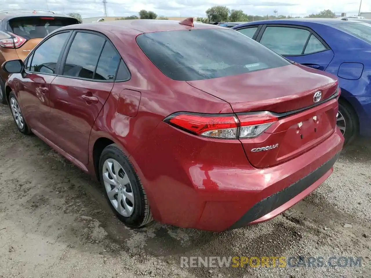 3 Photograph of a damaged car 5YFEPMAE7NP324904 TOYOTA COROLLA 2022