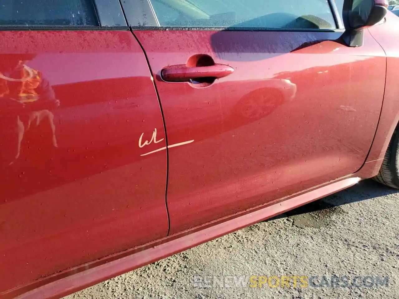 9 Photograph of a damaged car 5YFEPMAE7NP324904 TOYOTA COROLLA 2022